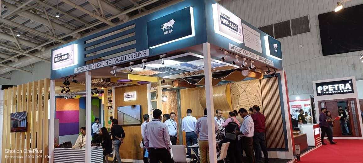 Real estate showcase pavilion